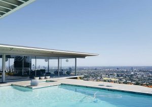 Pool house contemporain et moderne sur une piscine rooftop
