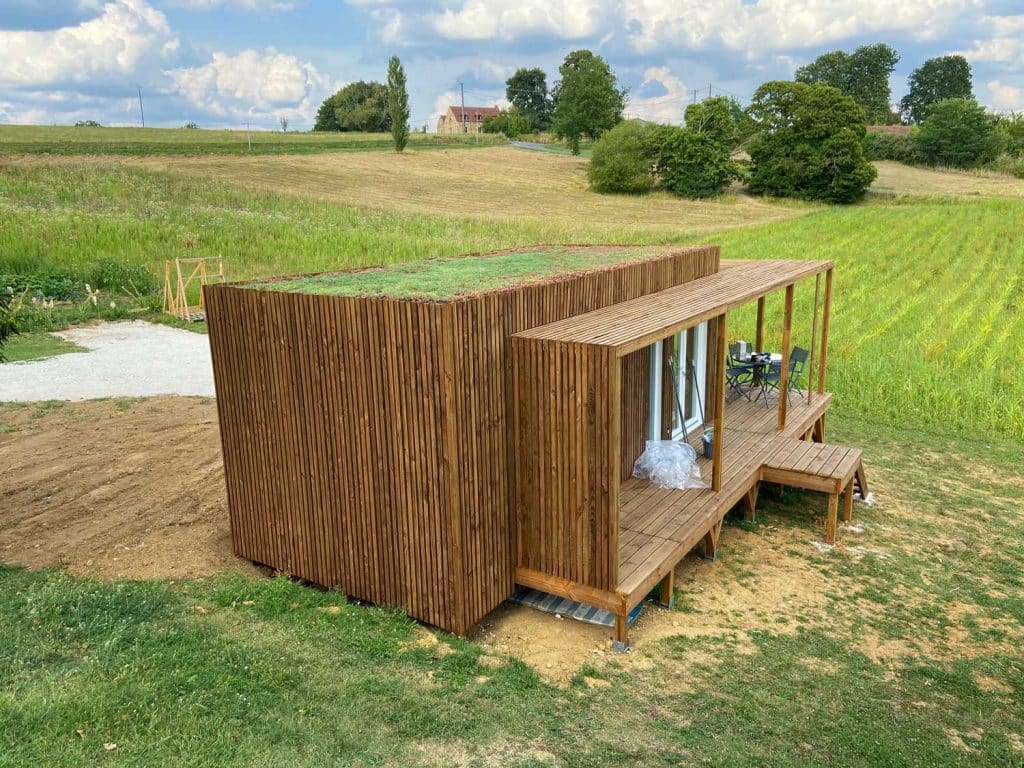Studio de jardin de 20m2 avec toiture végétalisé